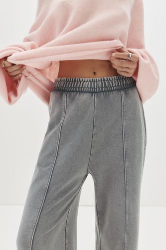 A7d447b9c3f/1b8b8c917e2d/03680385802-A2M/03680385802-A2M.jpg?ts=1754560384292" - Apparel & Accessories > Clothing > Activewear - Modalova