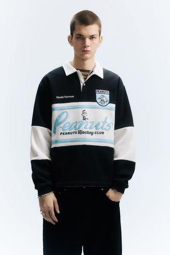 Lic/7c4e/a3f3/33a44ba58074/24b7c229ea2a/03230523401-A2M/03230523401-A2M.jpg?ts=1763369238023" - Apparel & Accessories > Clothing > Shirts & Tops - Modalova