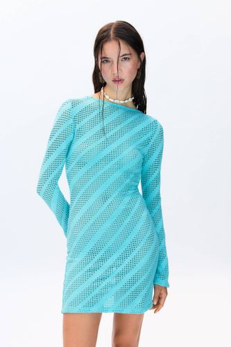 Robe Courte En Maille Ajourée - Pull&Bear - Modalova