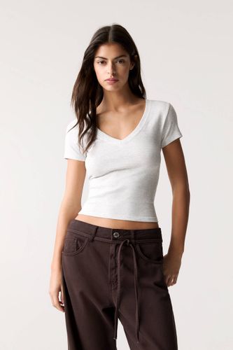 T-Shirt Col En V - Pull&Bear - Modalova
