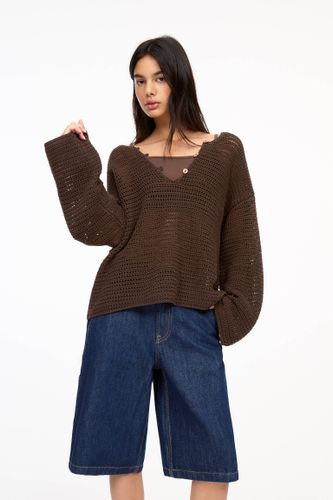 Pull Ajouré À Boutons - Pull&Bear - Modalova