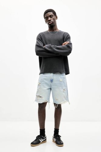 Bermuda En Jean Droit Déchiré - Pull&Bear - Modalova
