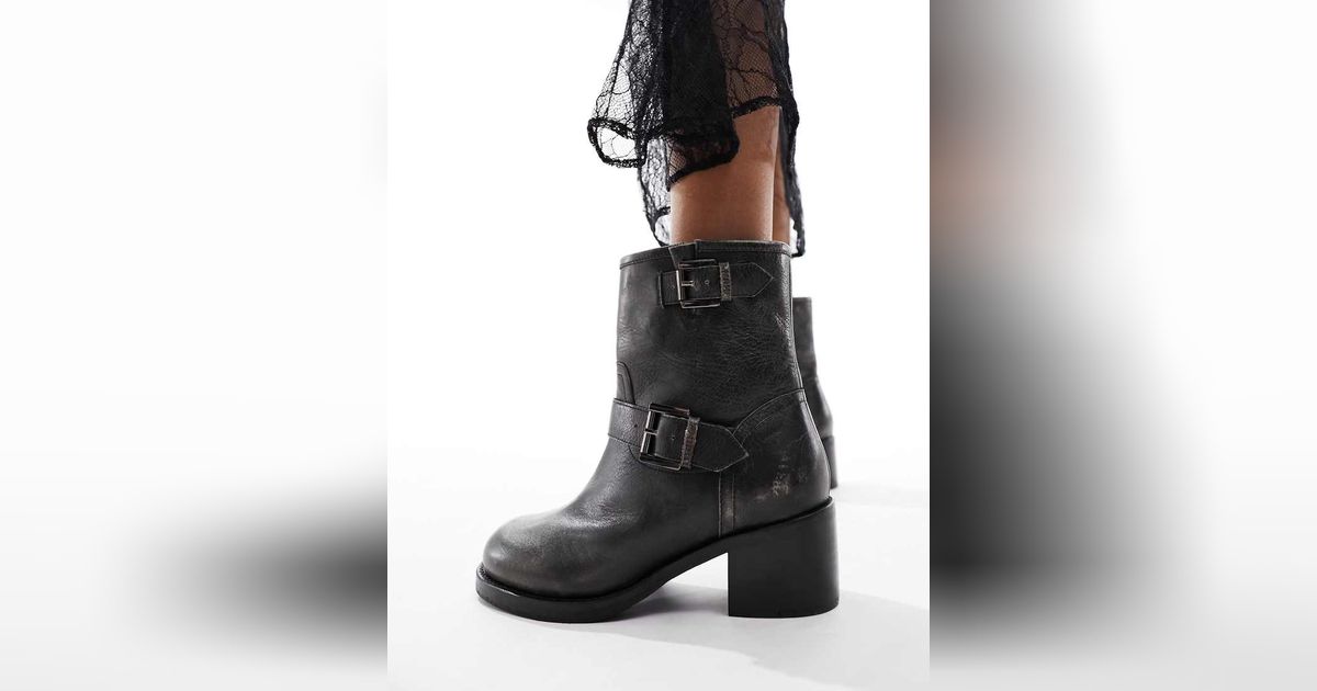 bottines style motard